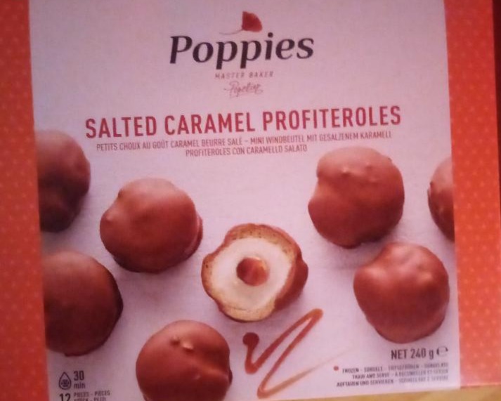 Fotografie - salted caramel profiteroles Poppies