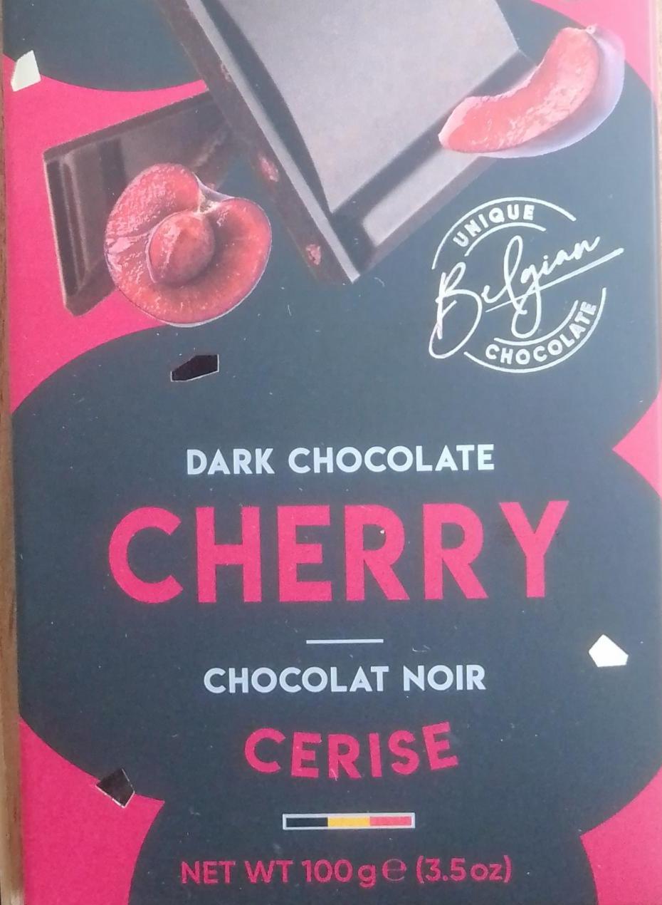 Fotografie - Dark chocolate cherry Cachet