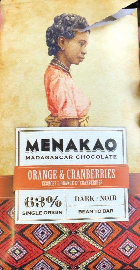 Fotografie - Tmavá čokoláda 63% s pomerančem a brusinkami Menakao