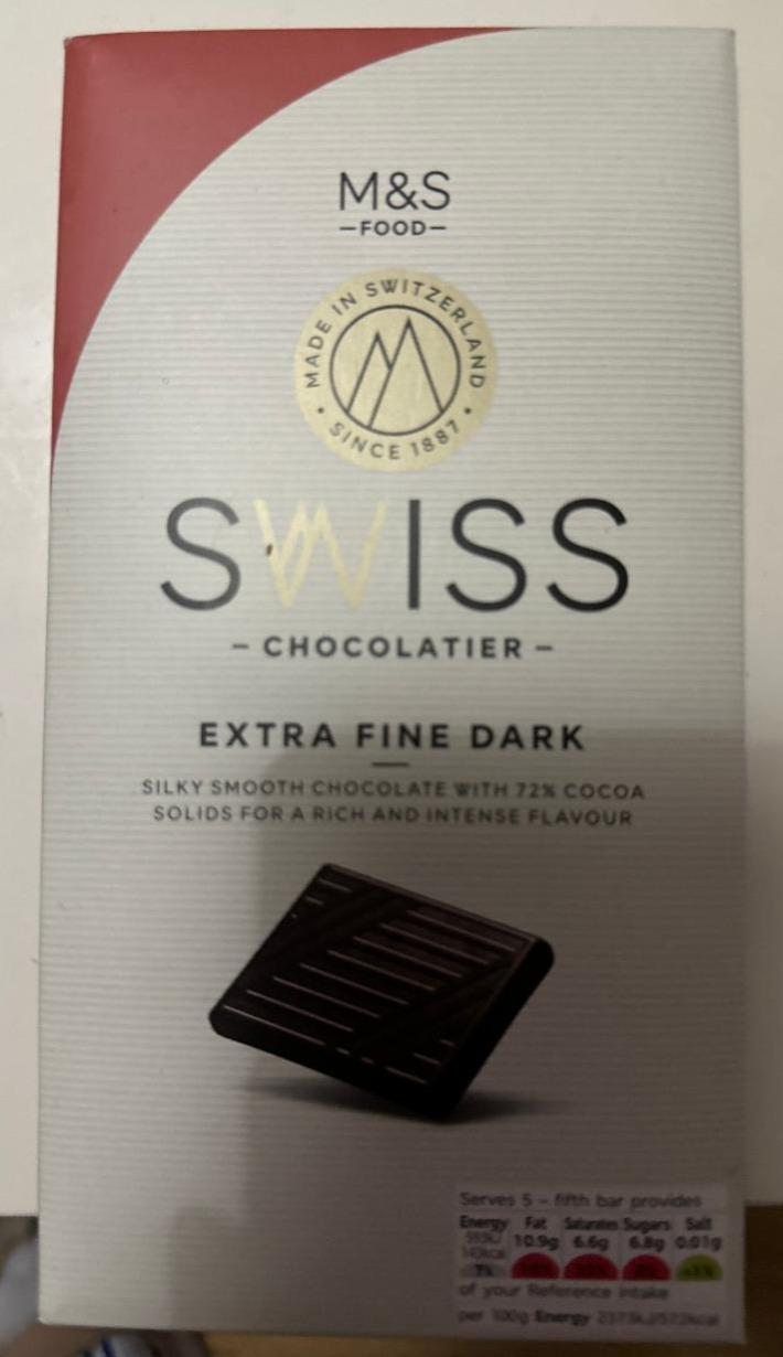 Fotografie - Swiss Chocolatier Extra Fine Dark M&S Food