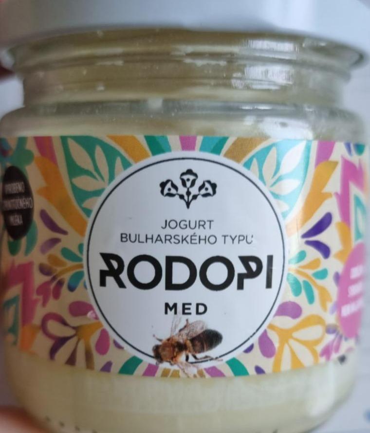 Fotografie - Rodopi med jogurt bulharského typu