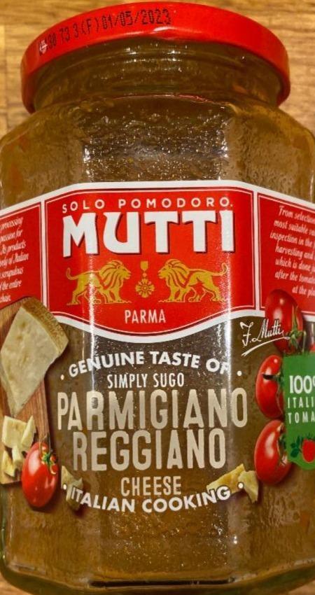 Fotografie - Simply Sugo Parmigiano Reggiano Cheese Mutti