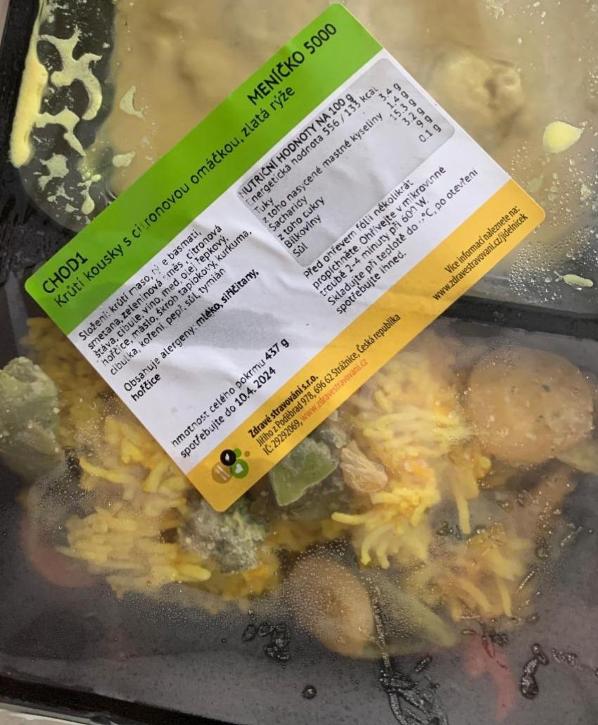 Fotografie - Krůtí kousky s citronovou omáčkou, zlatá rýže Zdravé stravování