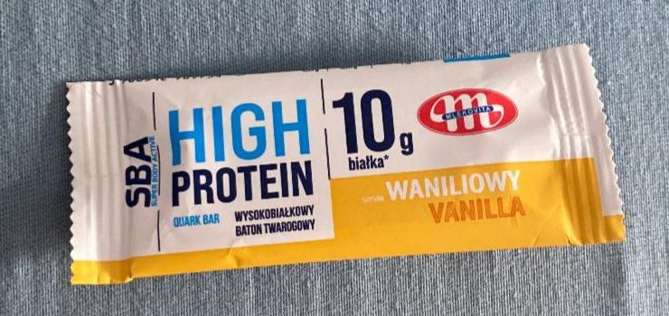 Fotografie - High Protein Quark Bar wysokobialkowy baton twarogowy Vanilla Mlekovita