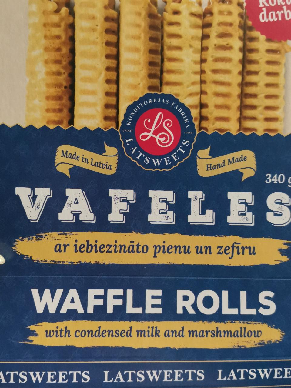 Fotografie - Waffle Rolls with condensed milk and marshmallow Latsweet
