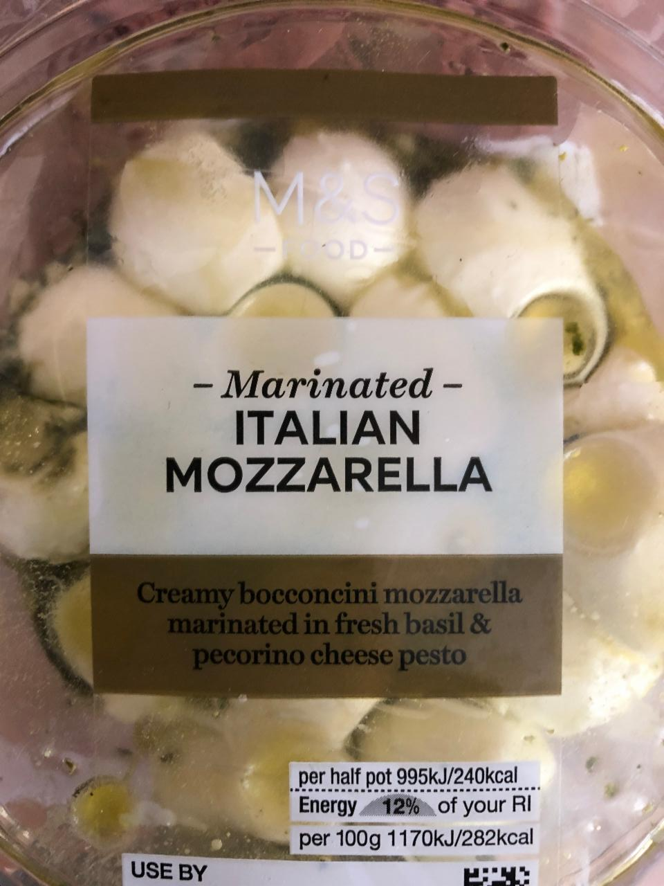 Fotografie - Marinated Italian mozzarella M&S