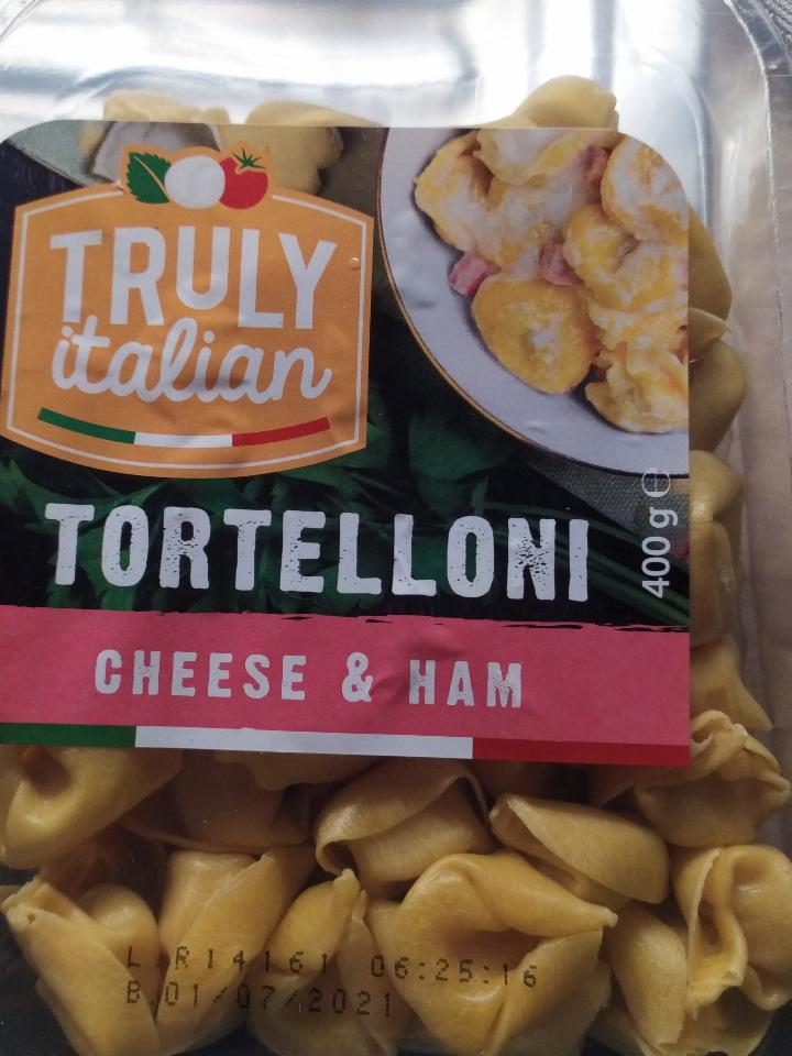 Fotografie - tortellini cheese and ham
