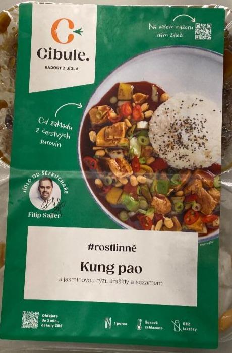 Fotografie - Kung pao s jasminovou rýží, arašídy a sezamem Cibule. Radost z jídla