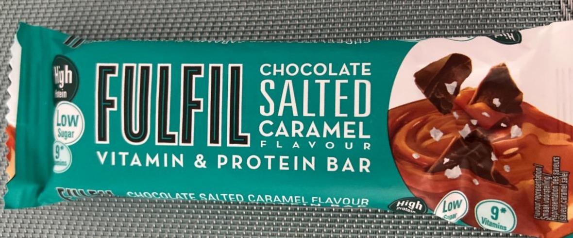 Fotografie - Chocolate Salted Caramel Flavour Vitamin & Protein Bar Fulfil