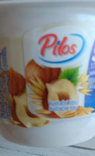 Fotografie - jogurt s obilovinami ,lískovými ořechy a bifidokulturou Pilos