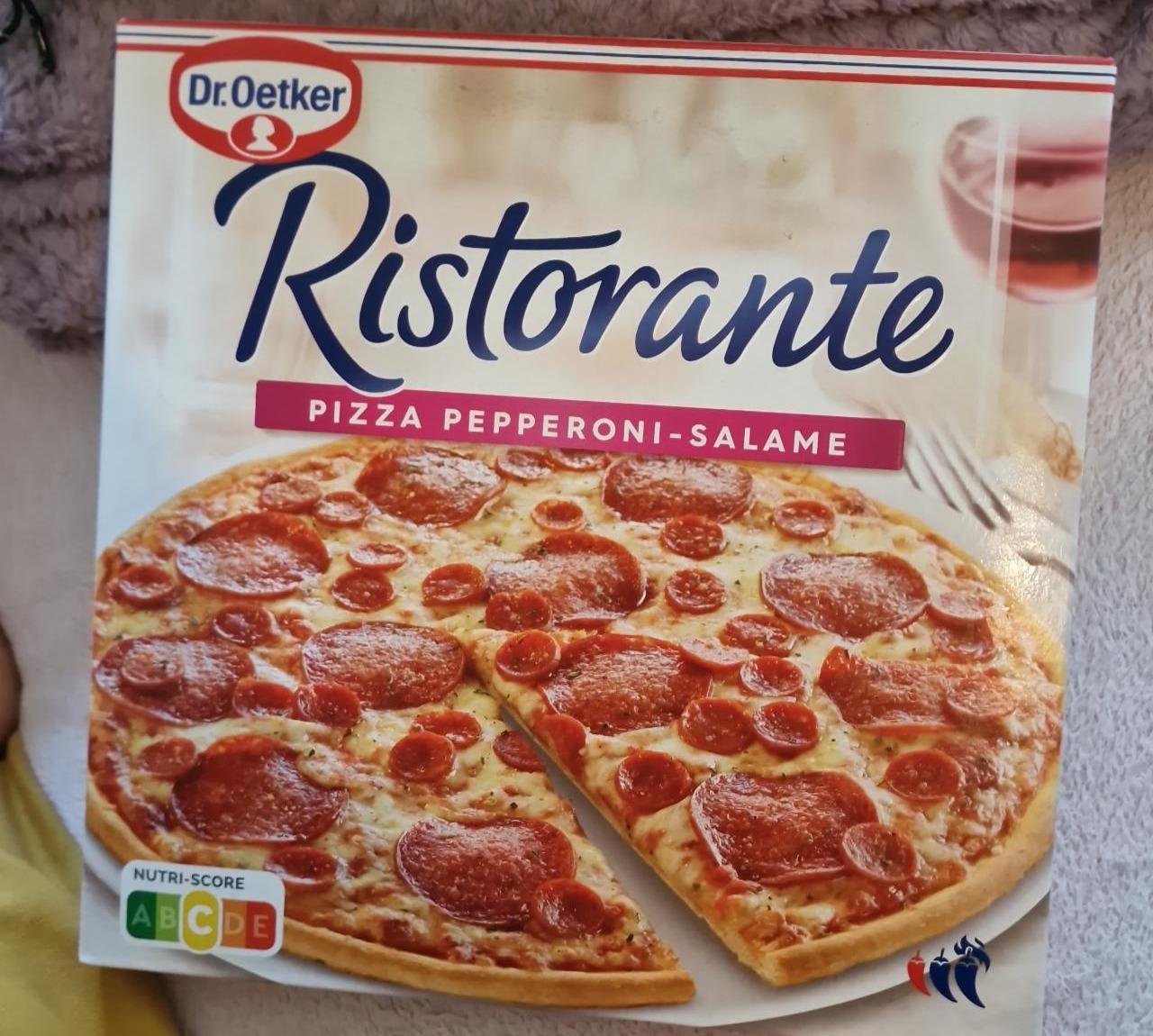 Fotografie - Ristorante Pizza Pepperoni Salame Dr.Oetker