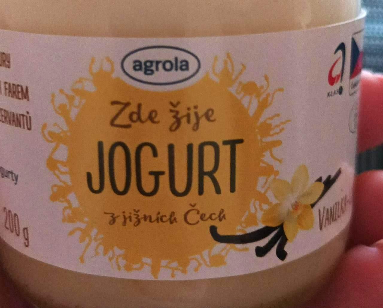 Fotografie - Zde žije jogurt z jižních Čech vanilka Agro-la