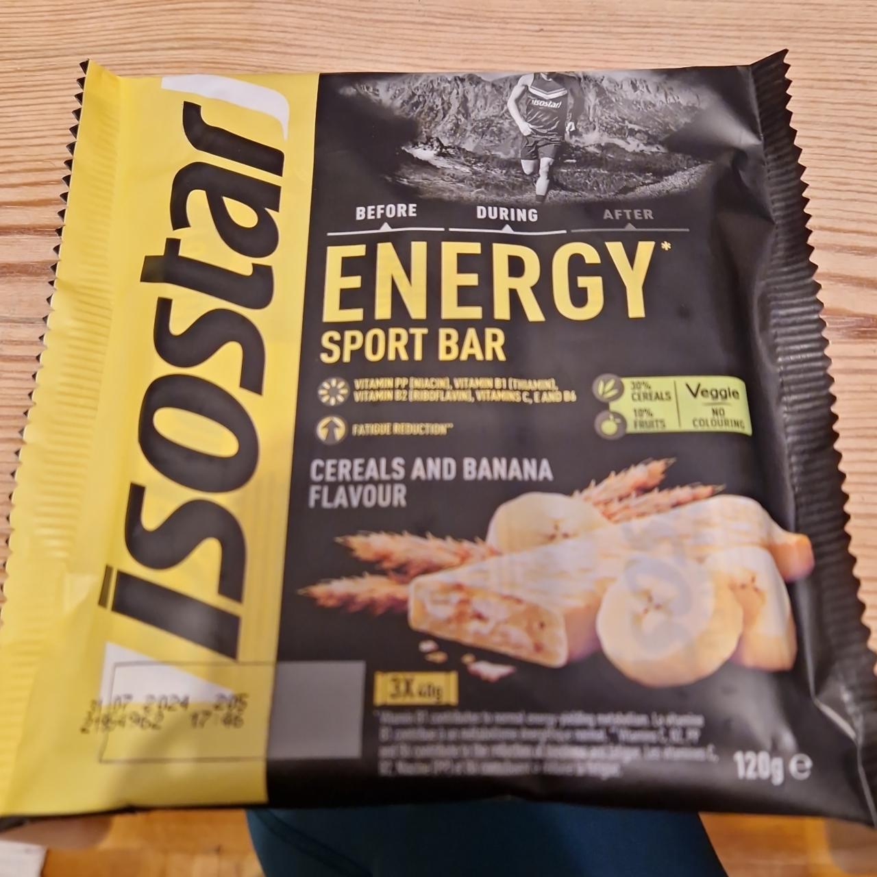 Fotografie - Energy Sport Bar Cereals and Banana flavour Isostar