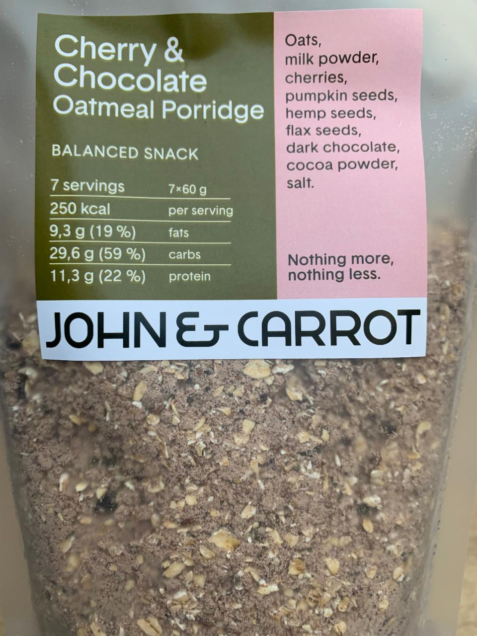 Fotografie - Cherry & Chocolate Oatmeal Porridge John & Carrot