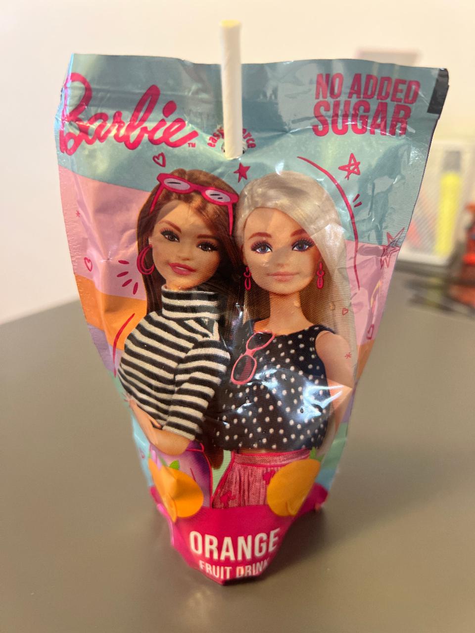 Fotografie - Orange fruit drink no added sugar Barbie