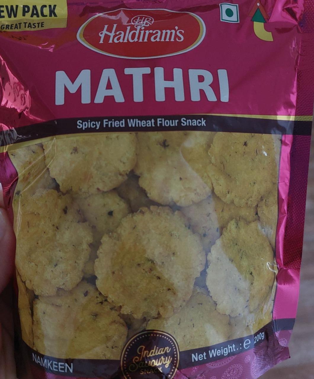 Fotografie - Mathri Spicy Fried Wheat Flour Snack Haldiram's
