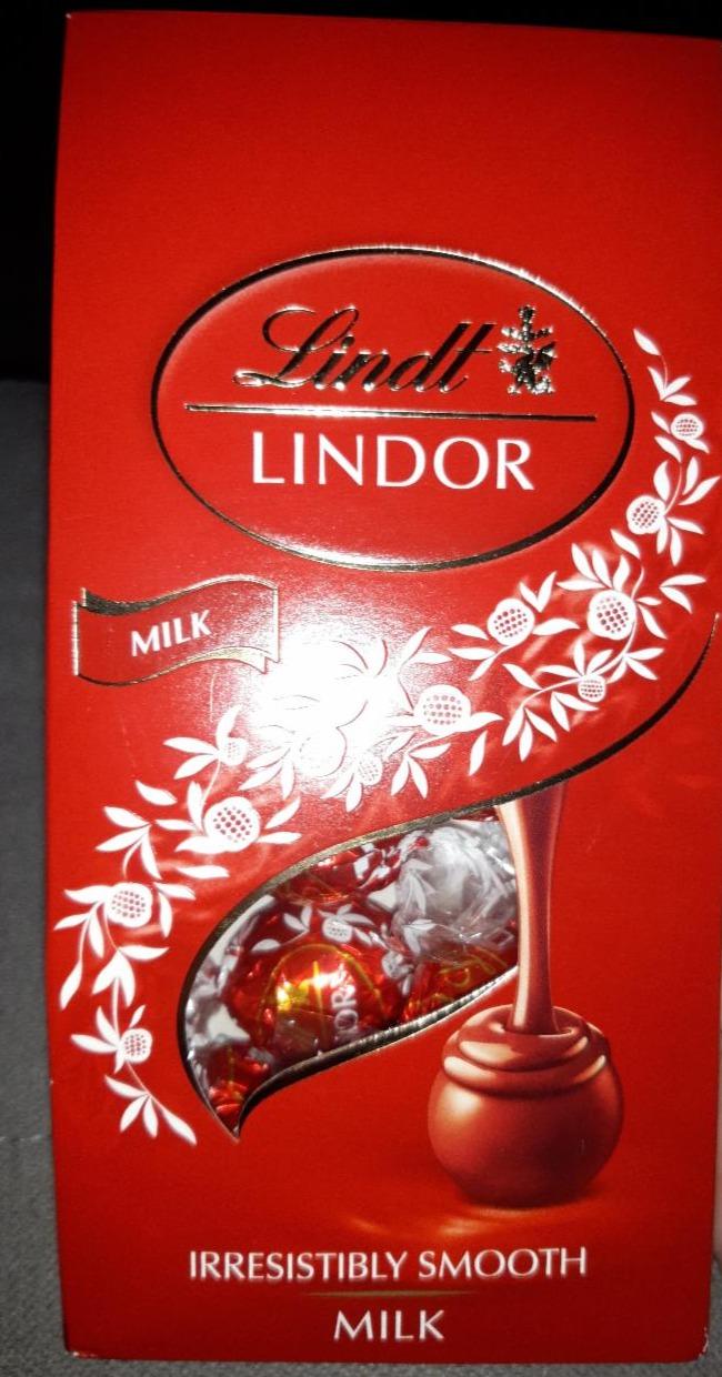 Fotografie - Lindor Milk Chocolate Pralines with A Smooth Filling Lindt