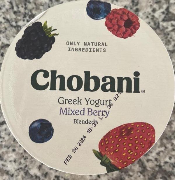 Fotografie - Greek Yogurt Mixed Berry Chobani