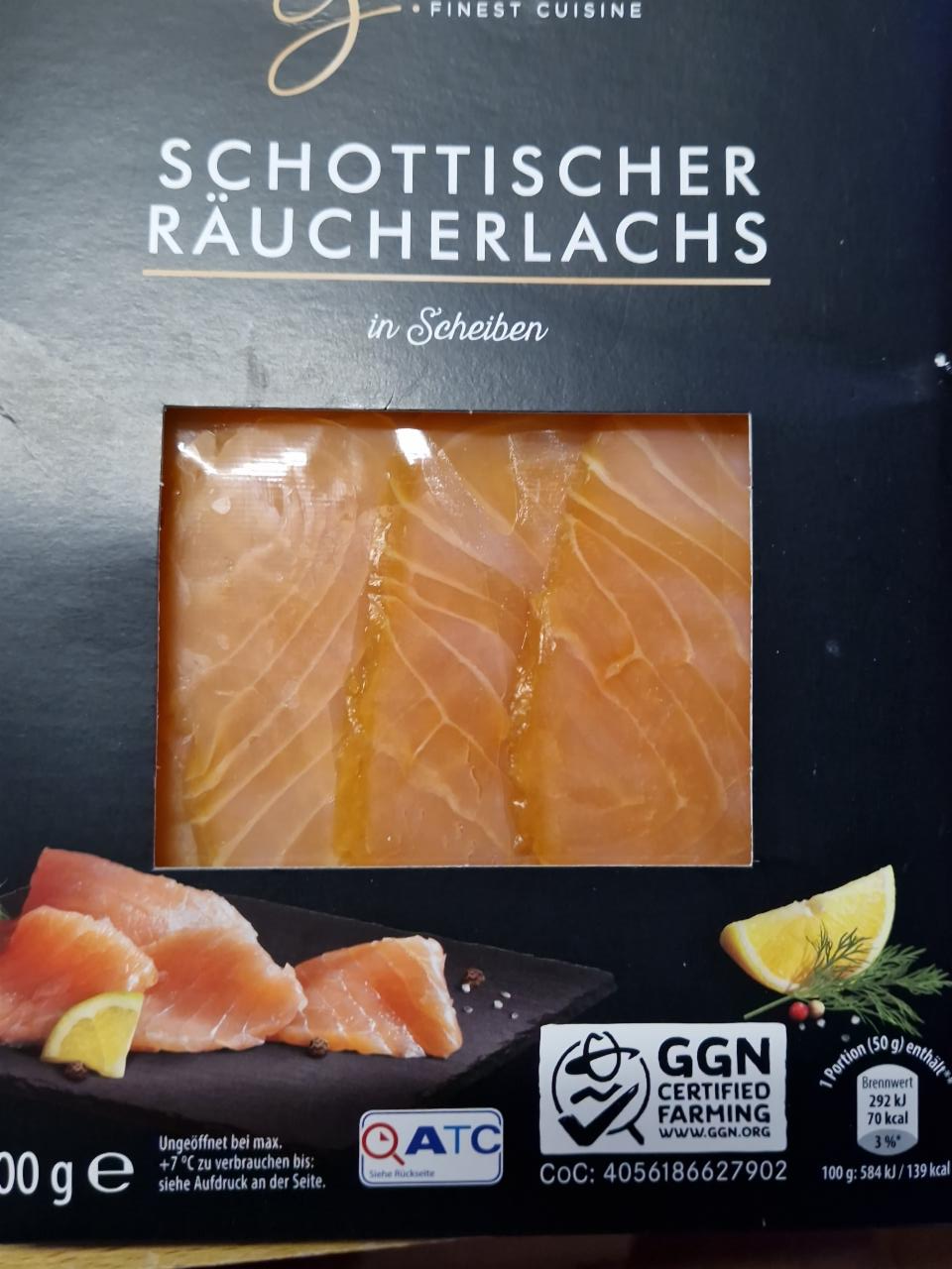 Fotografie - Schottischer Räucherlachs in Scheiben Gourmet finest cuisine