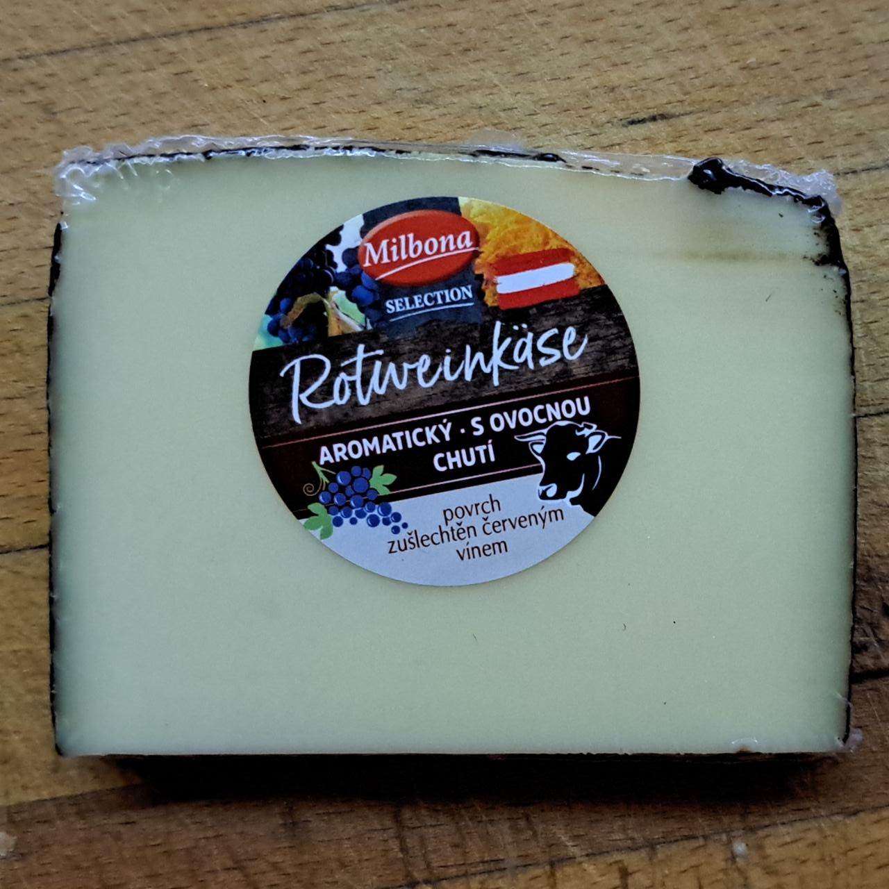 Fotografie - Rotweinkäse aromatický sýr s ovocnou chutí Milbona