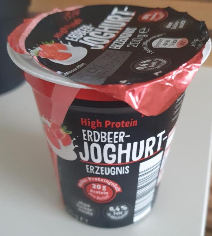 Fotografie - High Protein Erdbeet-Joghurt-Erzeugnis Crane