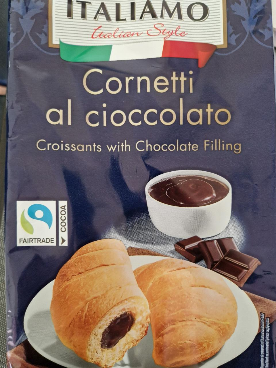 Fotografie - Cornetti al cioccolato Croissant with Chocolate Filling Italiamo