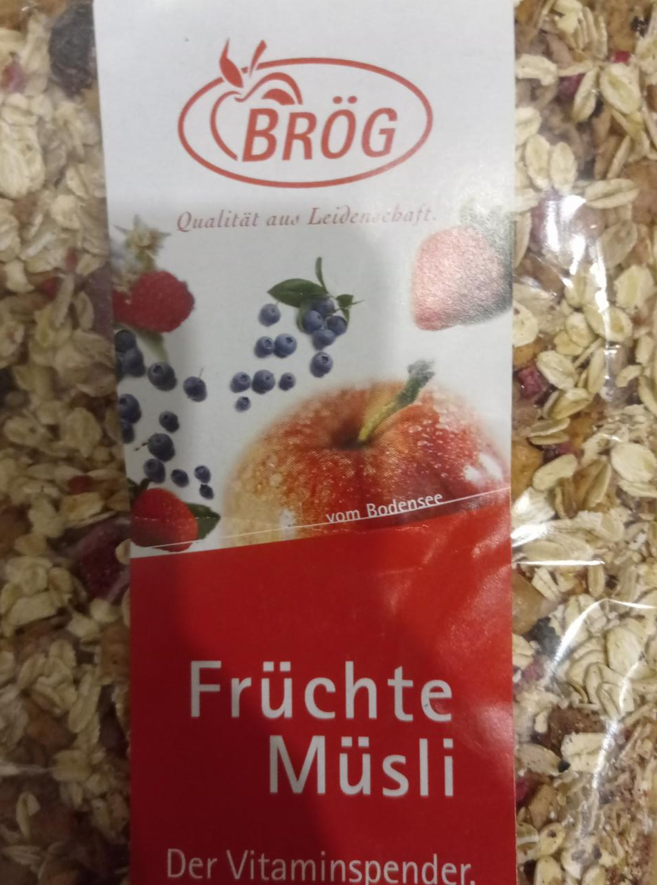 Fotografie - Früchte Müsli Der Vitaminspender Brög