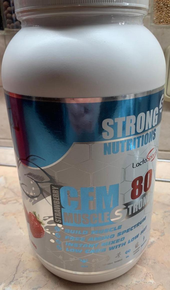 Fotografie - CFM 80 Muscle Strawberry Strong Nutritions