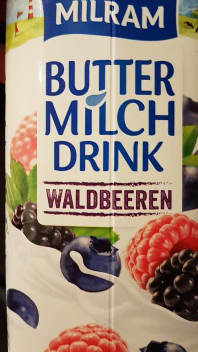 Fotografie - Buttermilch Drink Waldbeeren Milram