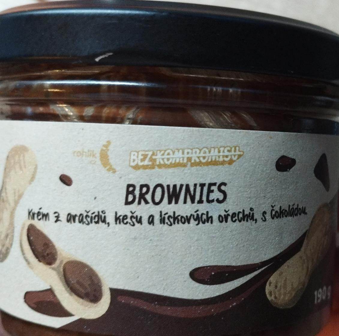 Fotografie - Brownies krém z arašídů, kešu a lískových ořechů s čokoládou Rohlik.cz