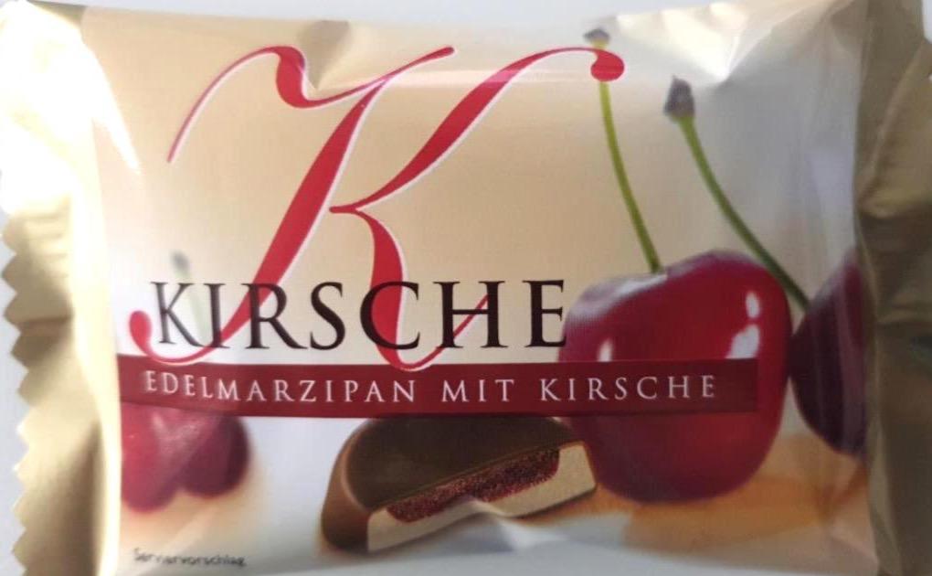 Fotografie - Finest Marzipan With Cherry