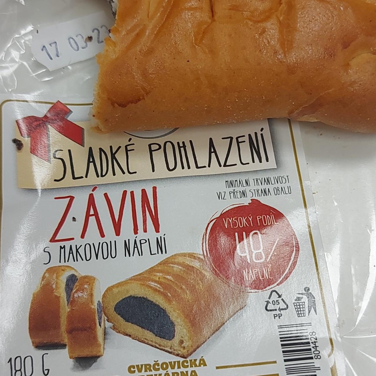 Fotografie - Sladké pohlazení Závin s makovou náplní Cvrčovická pekárna