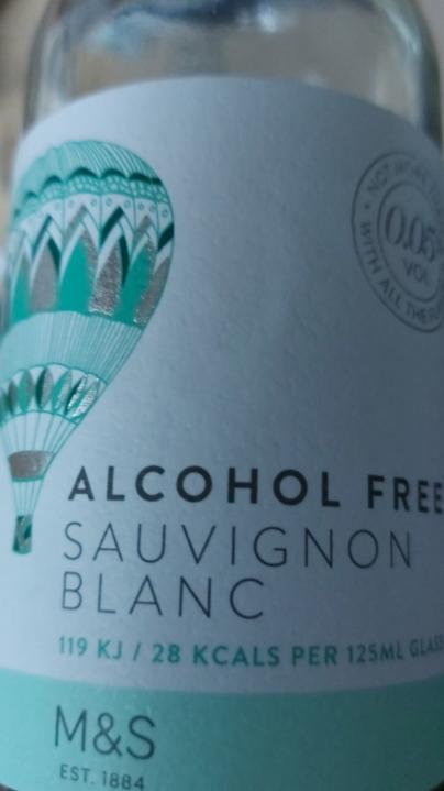 Fotografie - Alkohol free Sauvignon blank M&S
