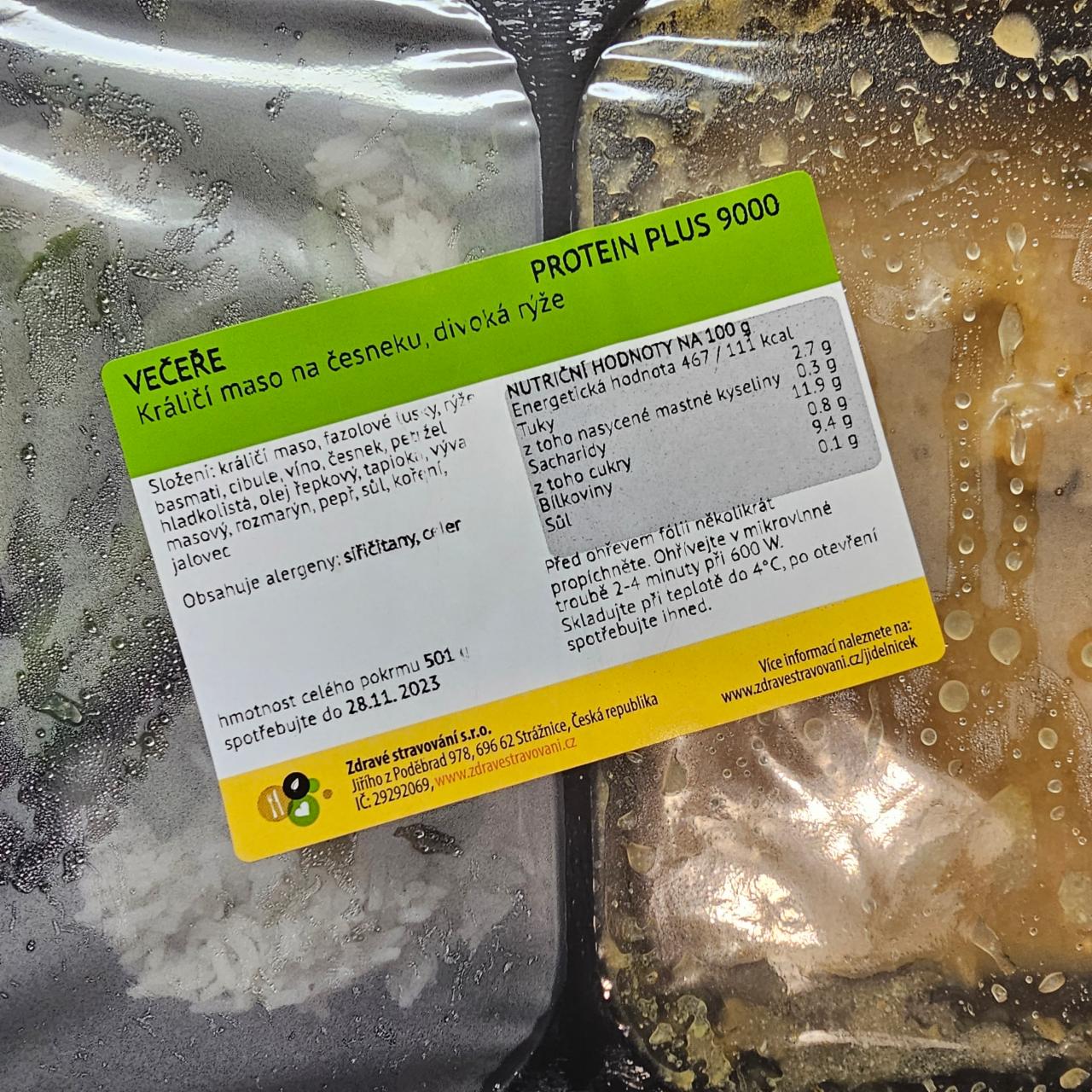 Fotografie - Králičí maso na česneku, divoká rýže Zdravé stravování