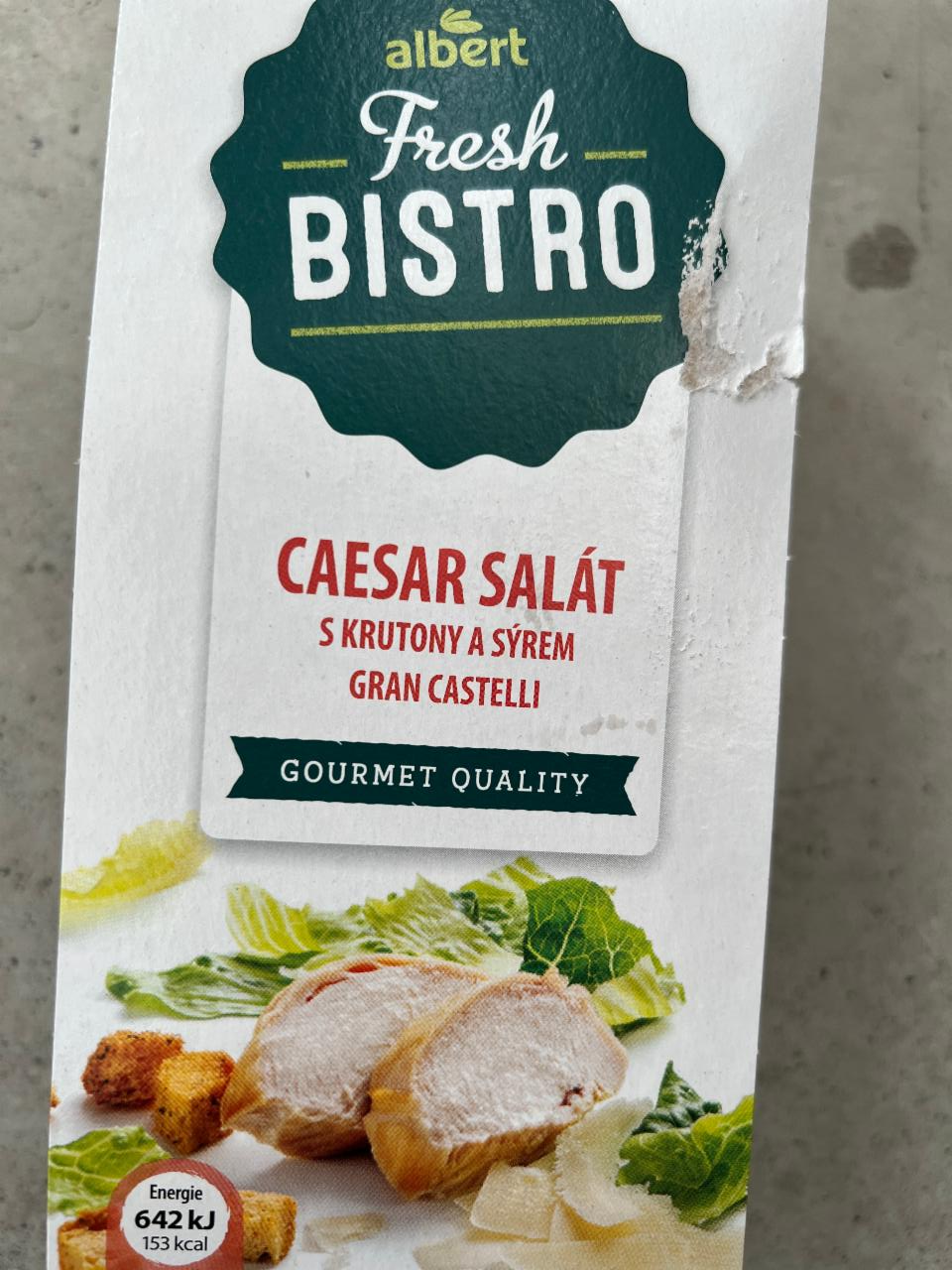 Fotografie - Caesar salát s krutony a sýrem gran castelli (salát s dresinkem ) Albert Fresh Bistro