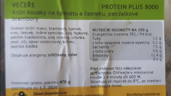Fotografie - Krůtí kousky na špenátu a česneku, petrželkové brambory Zdravé stravování