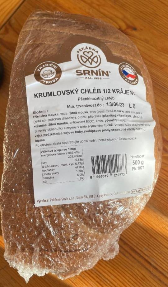 Fotografie - Krumlovský chléb 1/2 krájený Pekárna Srnín