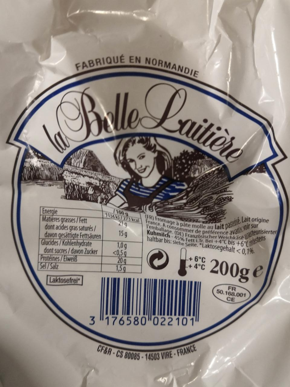 Fotografie - Francouzský měkký sýr La belle Laitiére s jogurtovou kulturou