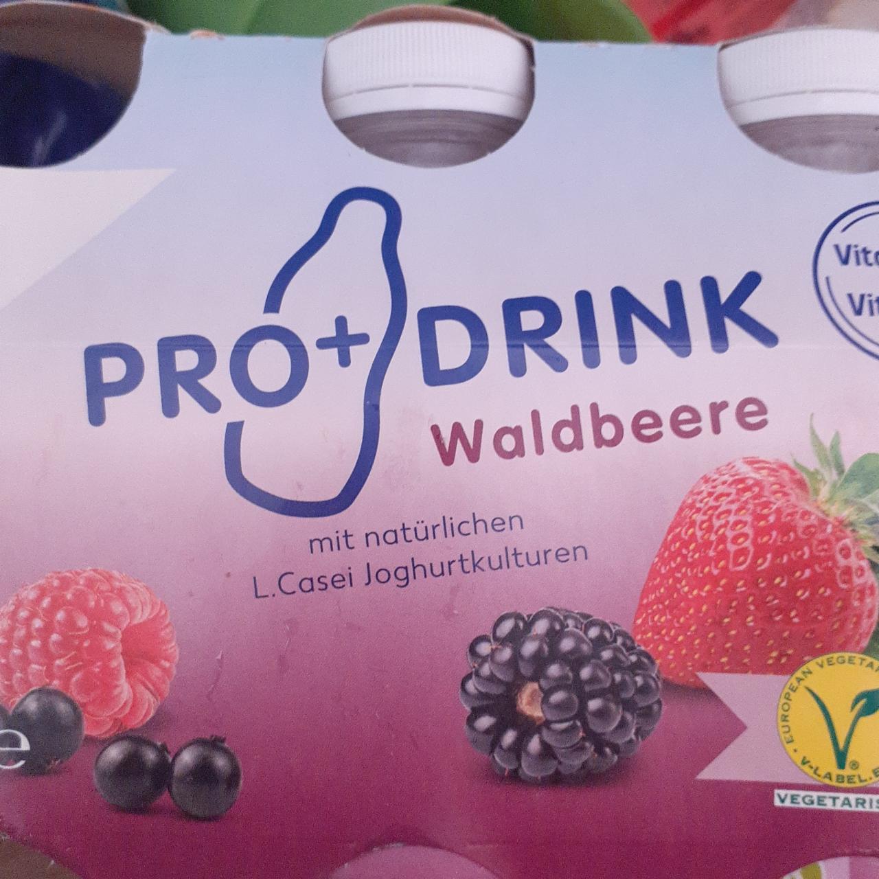 Fotografie - jogurtový nápoj s lesním ovocem obsah tuku v mléčném podílu 1%