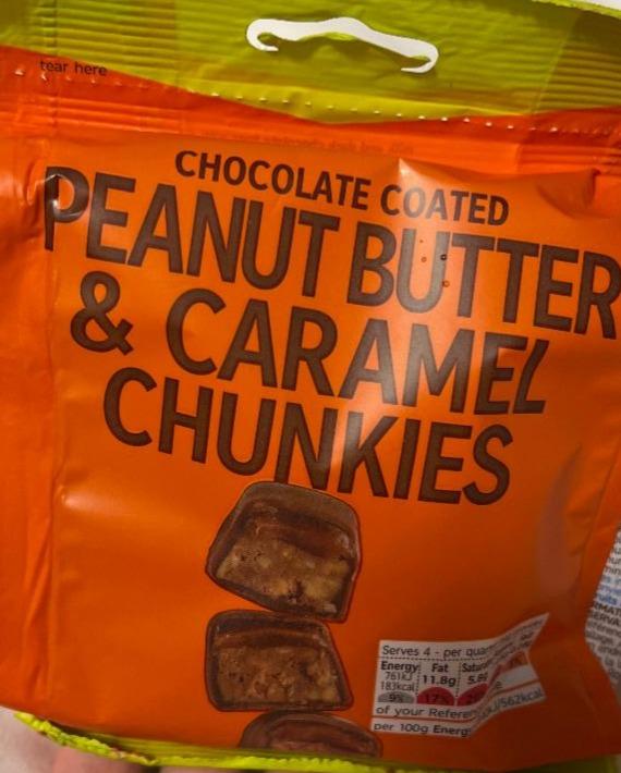 Fotografie - Chocolate coated peanut butter & caramel chunkies Marks & Spencer