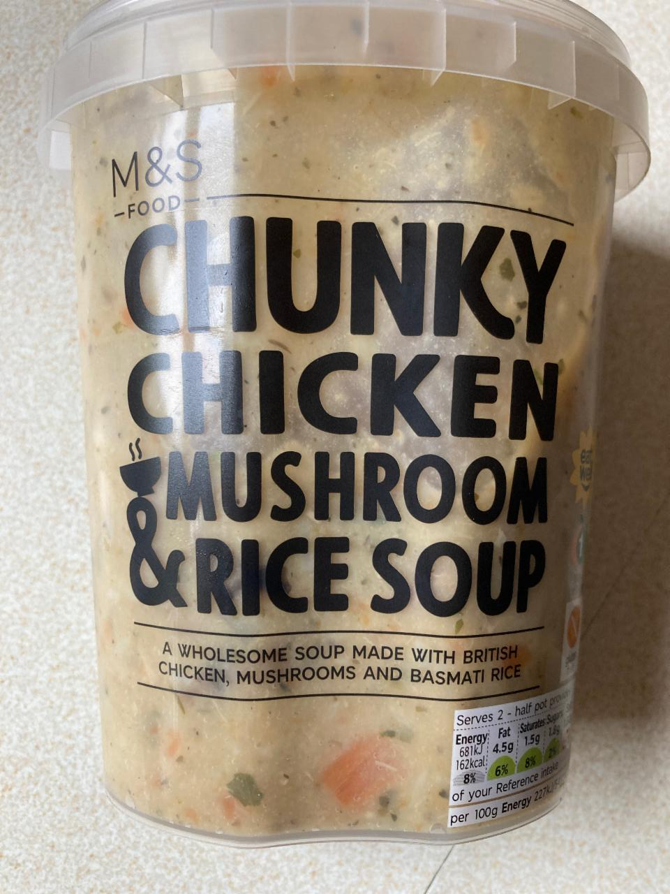 Fotografie - Chunky Chicken Mushroom & Rice Soup M&S Food