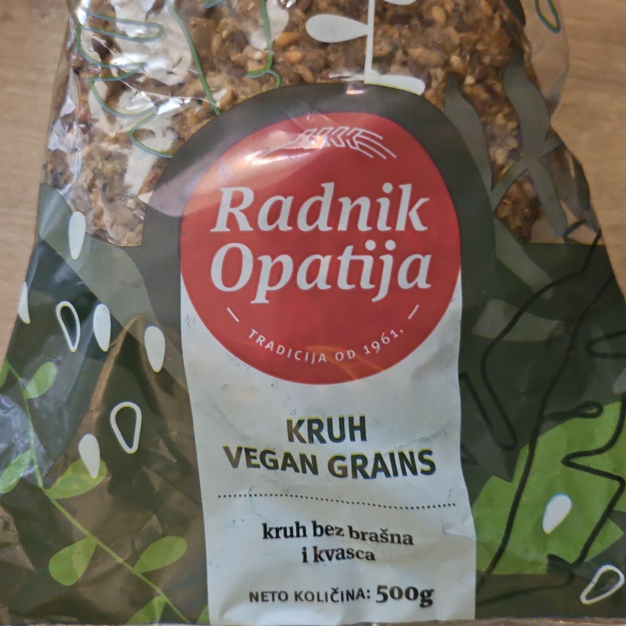 Fotografie - Vegan chléb Kruh vegan grains Radnik Opatia