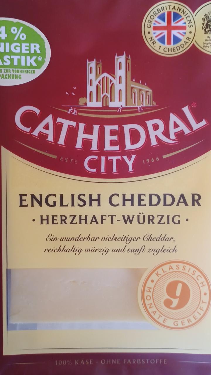 Fotografie - English Cheddar herzhaft-würzig Cathedral City