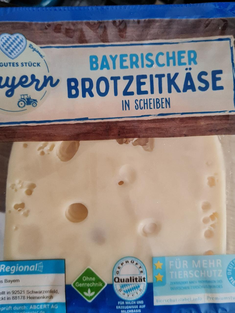 Fotografie - Bayerische BrotzeitKäse in scheiben Bayern