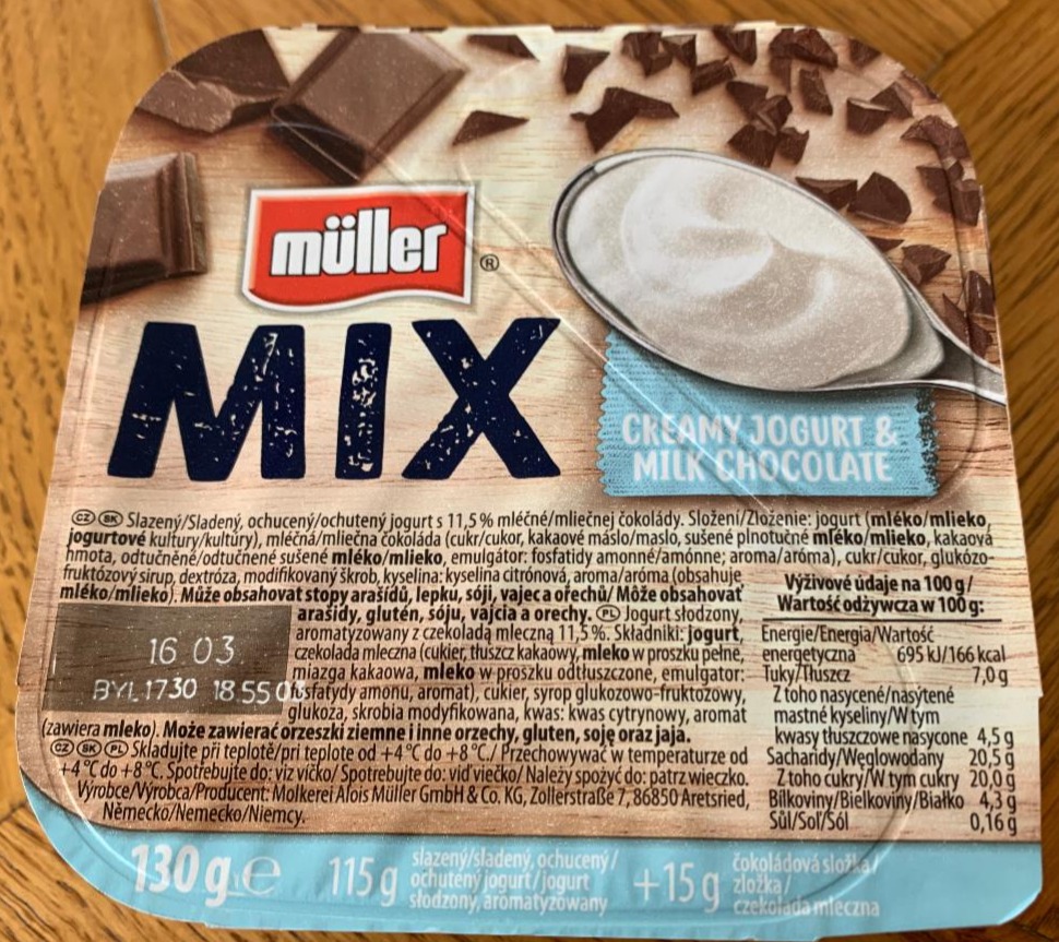Fotografie - Jogurt Mix Limited Creamy Yoghurt & Milk Chocolate Müller