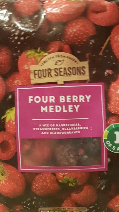 Fotografie - four berry medley Asda