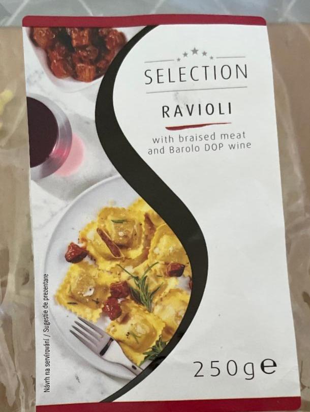 Fotografie - Ravioli with braised meat and Barolo DOP wine Selection