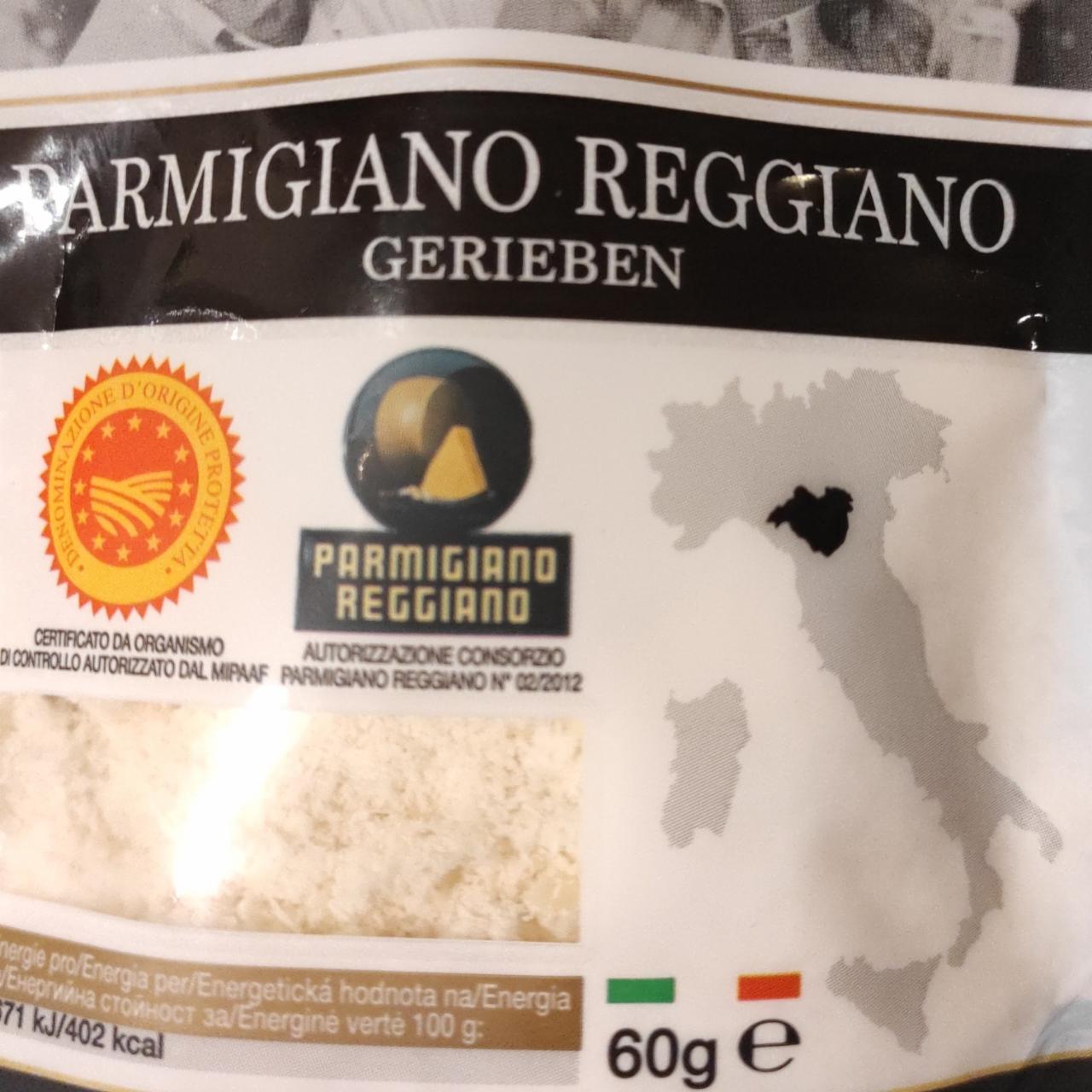 Fotografie - Parmigiano Reggiano Gerieben Parmareggio