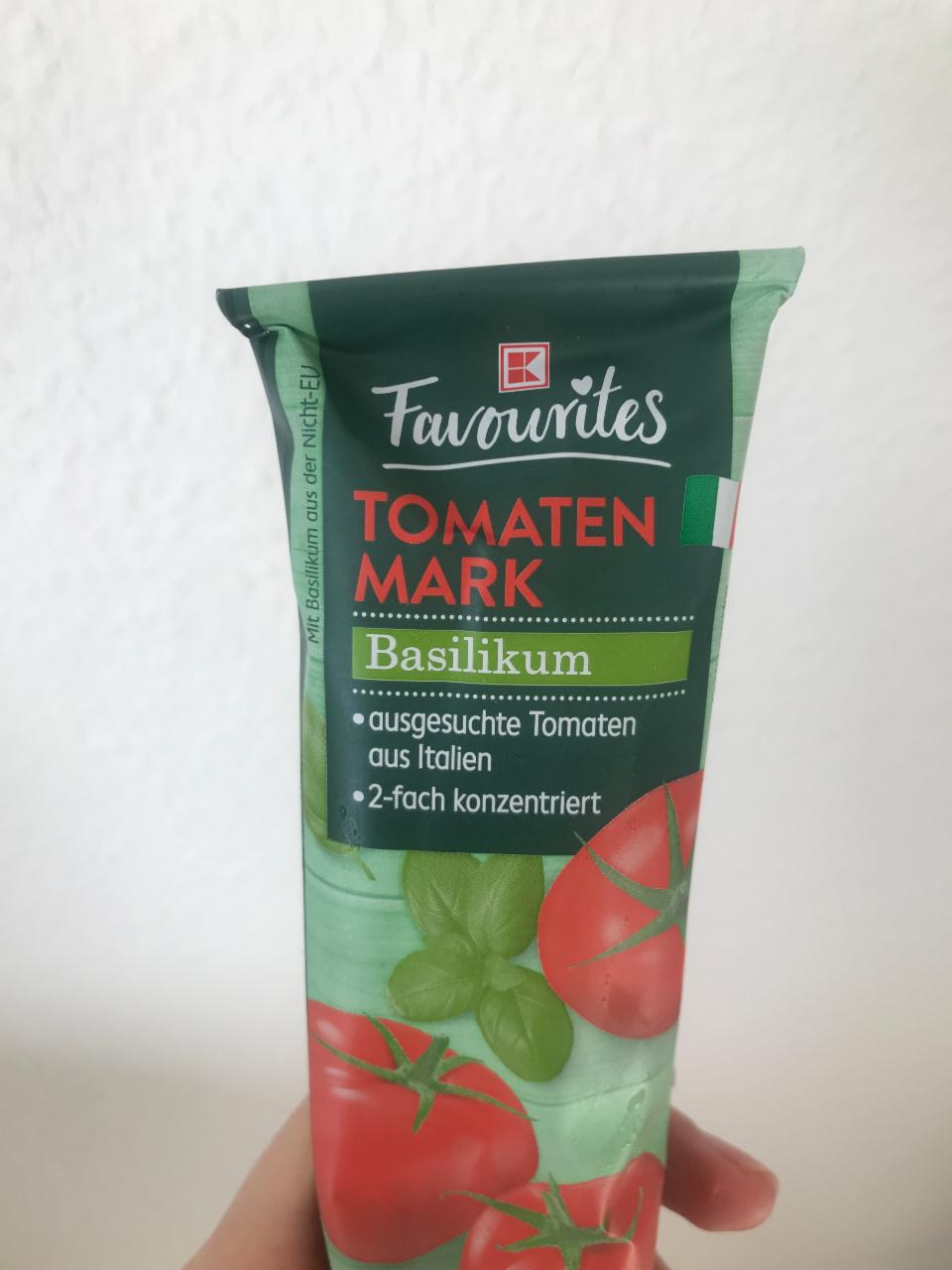 Fotografie - tomaten mark basilikum K-Favourites