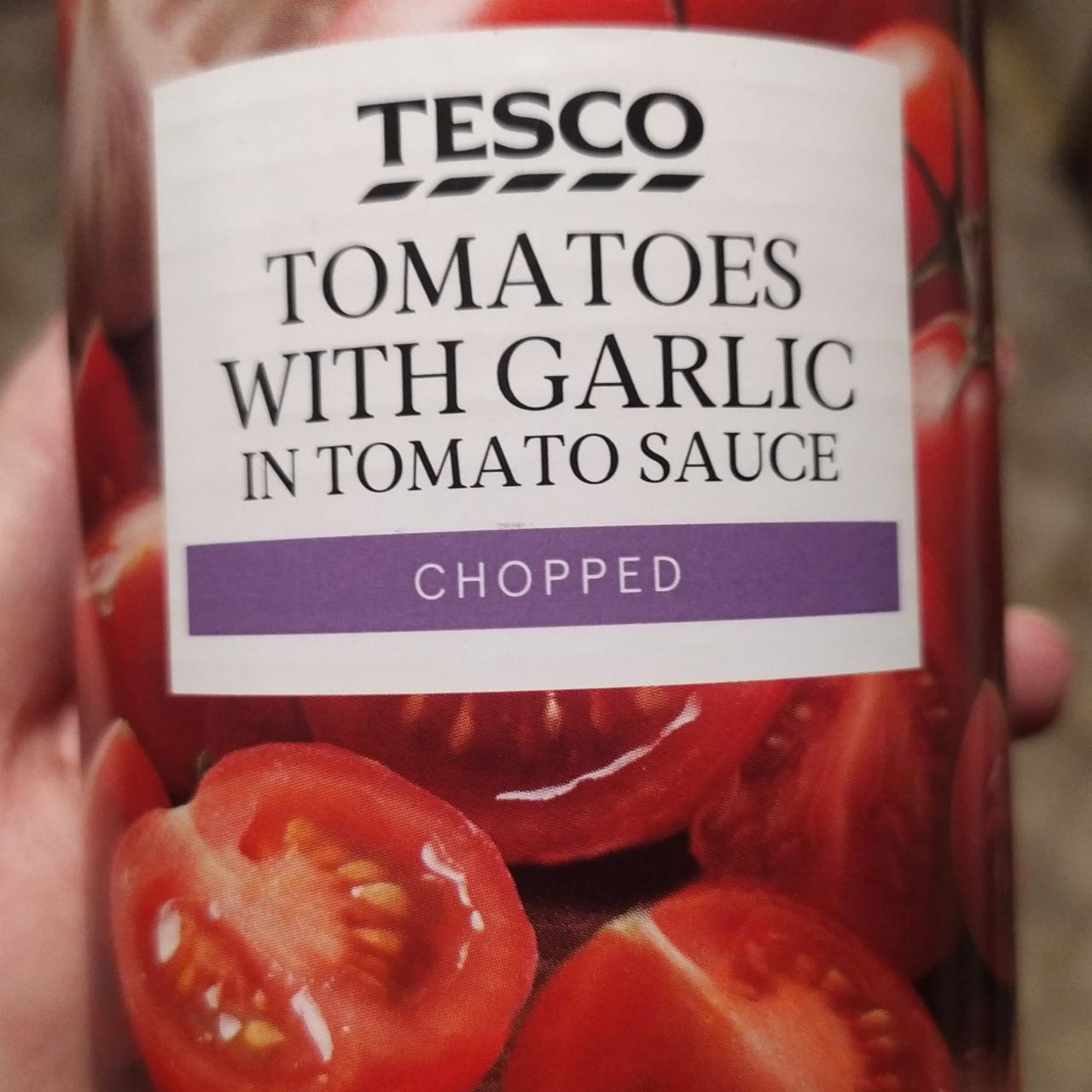 Fotografie - Tomatoes with Garlic in Tomato Sauce Chopped Tesco